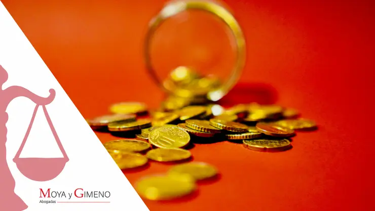 imagen de monedas y joyas, cómo calcular mi patrimonio en una herencia